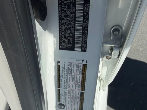 Used 2012 Toyota Corolla L FWD image 35