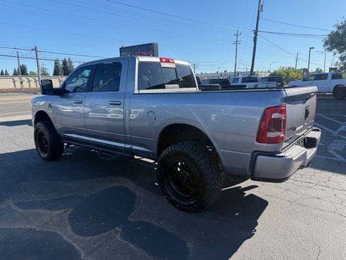 Used 2024 RAM 2500 Laramie w/ Night Edition AWD/4WD image 5