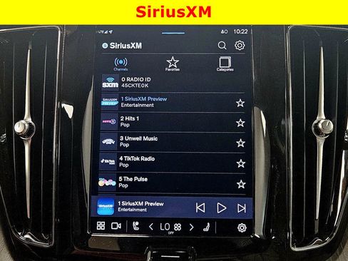 Used 2024 Volvo XC60 T8 Ultimate w/ Climate Package image 19