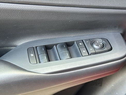 Certified 2024 Toyota Prius Prime FWD image 13