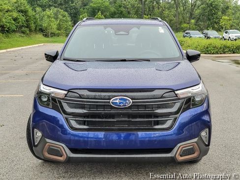 Used 2025 Subaru Forester Sport AWD/4WD image 4