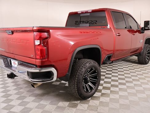 Used 2020 Chevrolet Silverado 2500 LT w/ Texas Edition image 20