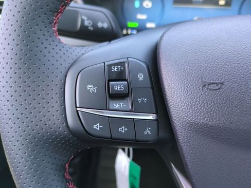 New 2026 Ford Escape ST-Line Elite w/ Class II Trailer Tow Package image 25