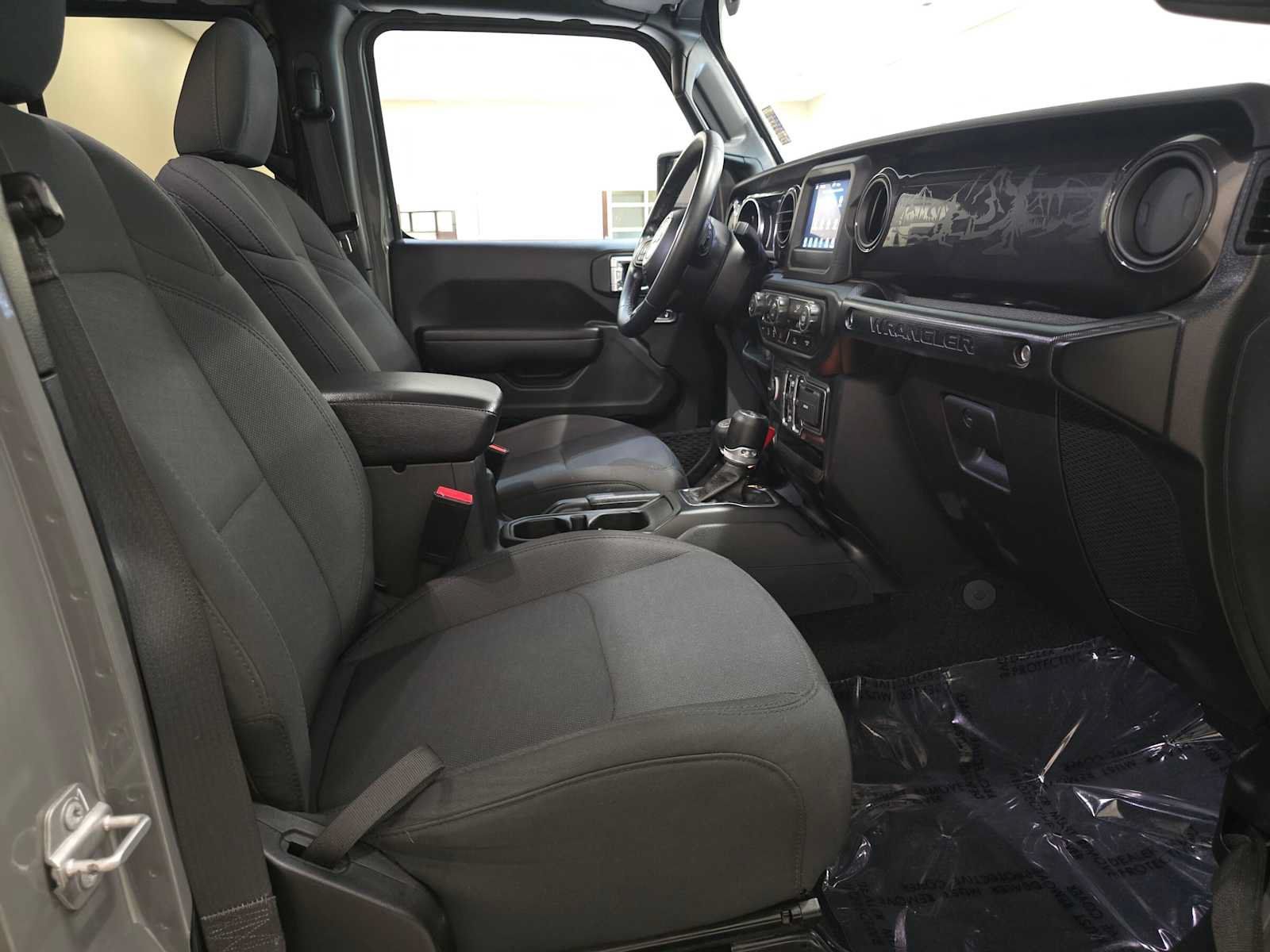 Used 2022 Jeep Wrangler Unlimited Sport AWD/4WD image 27