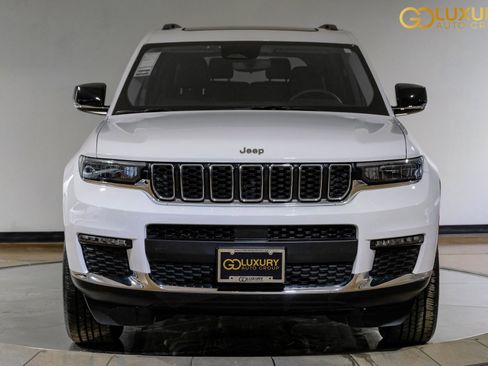 Used 2023 Jeep Grand Cherokee L Limited AWD/4WD image 7