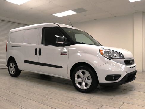 Used 2022 RAM ProMaster City Wagon w/ Lights & Wheels Group image 5