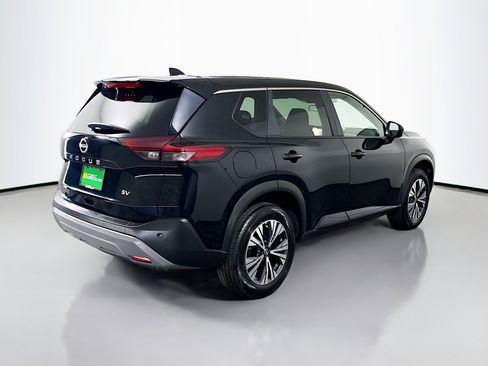 Used 2023 Nissan Rogue SV image 10