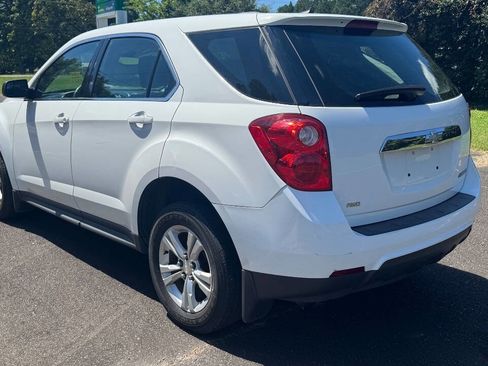 Used 2014 Chevrolet Equinox LS image 6