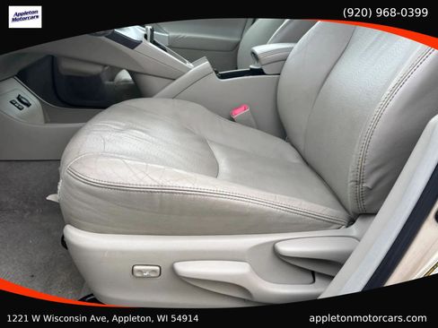 Used 2011 Toyota Prius Four FWD image 13