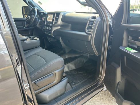 Used 2025 RAM 3500 Tradesman w/ Chrome Appearance Group image 22