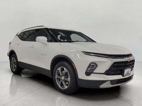 Used 2024 Chevrolet Blazer LT w/ LPO, Floor Liner Package AWD/4WD image 1