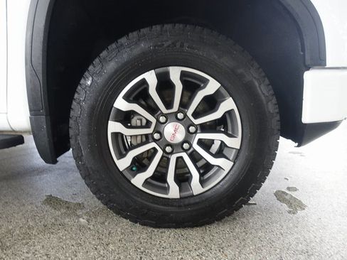 Used 2022 GMC Sierra 1500 AT4 image 27