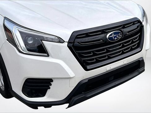 Used 2023 Subaru Forester AWD/4WD image 29