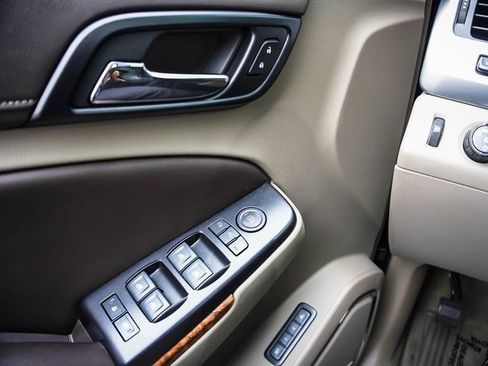 Used 2018 Chevrolet Tahoe Premier image 12