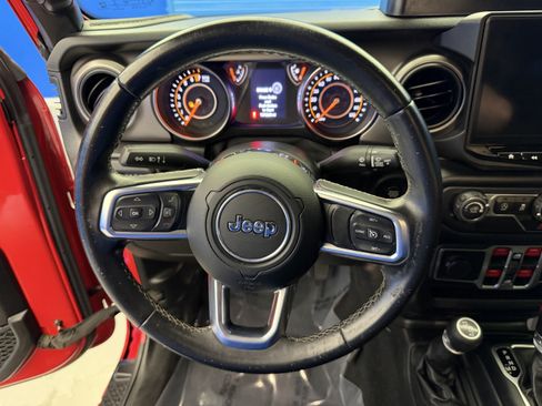 Used 2020 Jeep Gladiator Sport w/ Quick Order Package 24S AWD/4WD image 14