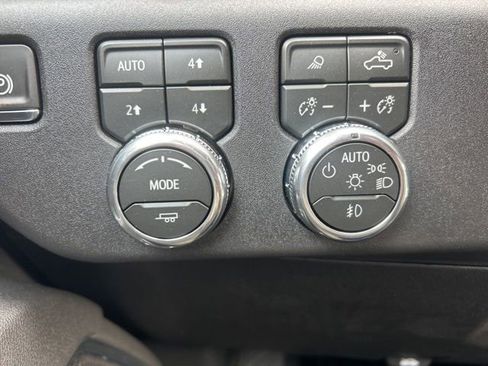 New 2026 GMC Sierra 1500 Elevation w/ Preferred Package AWD/4WD image 15