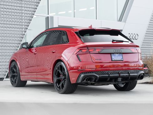 New 2026 Audi RS Q8 performance image 5