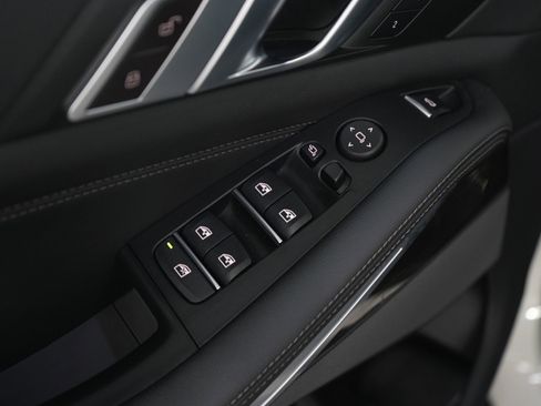 Used 2024 BMW X5 xDrive40i image 21