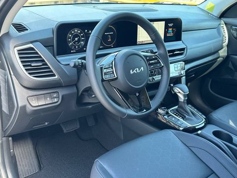 New 2026 Kia Seltos EX w/ EX Sunroof Package AWD/4WD image 16