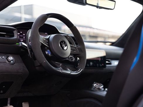 Used 2023 Maserati MC20 Coupe image 8