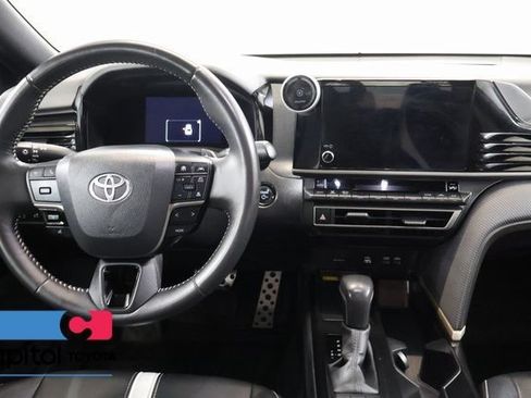 Used 2025 Toyota Camry SE w/ Convenience Package AWD/4WD image 14