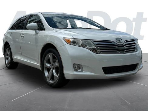 Used 2012 Toyota Venza LE w/ LE Convenience Pkg AWD/4WD image 1