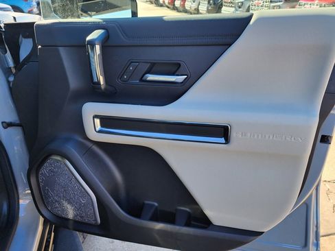 New 2026 GMC Hummer EV SUV image 43