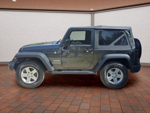 Used 2017 Jeep Wrangler Sport w/ Quick Order Package 24S AWD/4WD image 8