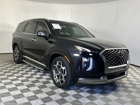 Used 2022 Hyundai Palisade Calligraphy image 1