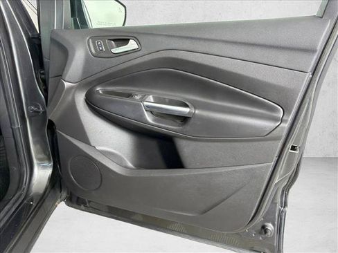 Used 2017 Ford Escape Titanium w/ Equipment Group 301A FWD image 15