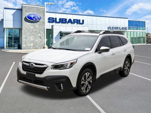 Used 2022 Subaru Outback Touring AWD/4WD image 3