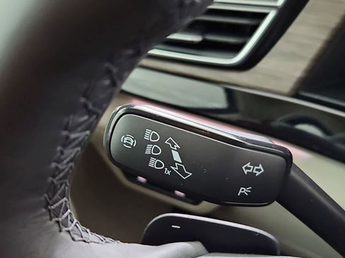 New 2026 Volkswagen Atlas SEL Premium R-Line AWD/4WD image 28