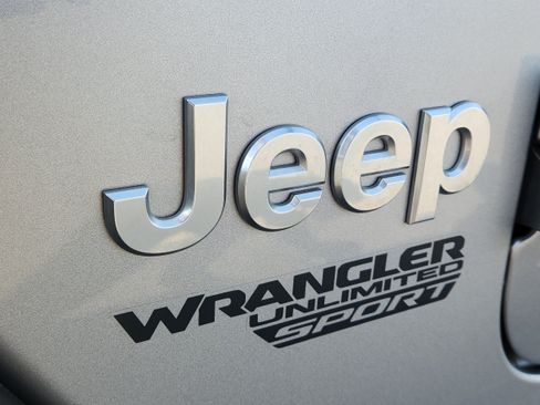Used 2020 Jeep Wrangler Unlimited Sport S AWD/4WD image 6