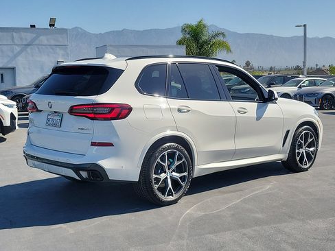 Used 2023 BMW X5 sDrive40i w/ M Sport Package RWD image 3