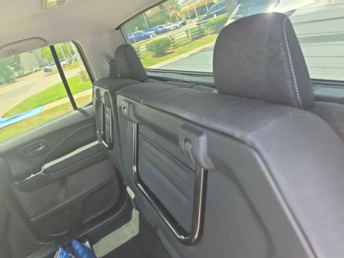Used 2023 Honda Ridgeline Sport image 9