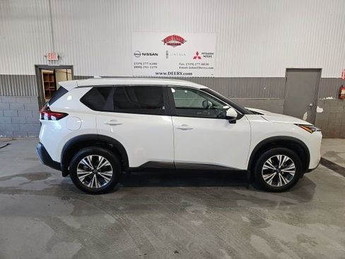 Certified 2023 Nissan Rogue SV w/ SV Premium Package AWD/4WD image 2
