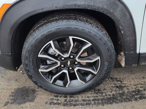Used 2023 Chevrolet TrailBlazer ACTIV image 5