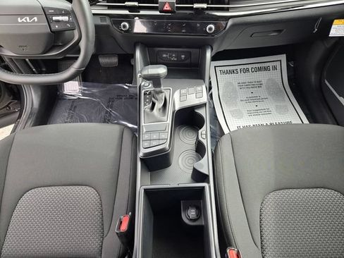 New 2026 Kia Sportage LX w/ LX Convenience Package FWD image 20