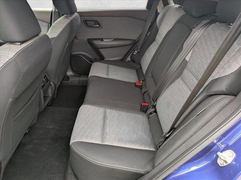 Used 2021 Nissan Rogue S FWD image 17