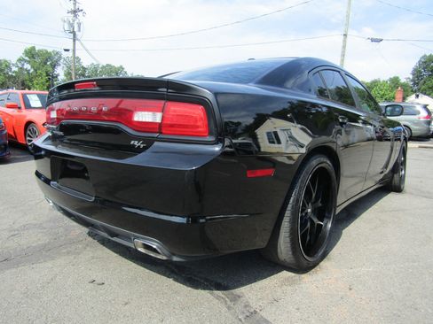 Used 2014 Dodge Charger R/T RWD image 7