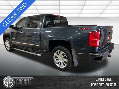 Used 2018 Chevrolet Silverado 1500 High Country image 3