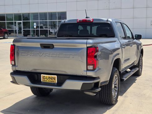 Used 2023 Chevrolet Colorado LT w/ LT Convenience Package RWD image 7