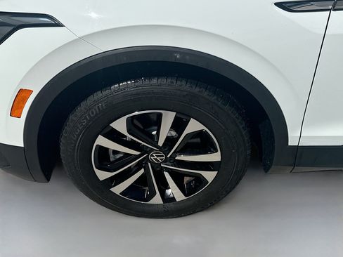 Certified 2024 Volkswagen Tiguan S FWD image 36
