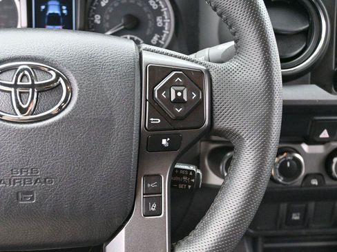 Used 2023 Toyota Tacoma TRD Sport AWD/4WD image 15