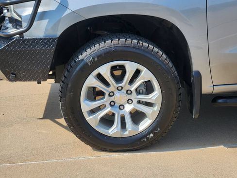 Used 2024 Chevrolet Silverado 1500 LTZ w/ Technology Package AWD/4WD image 12