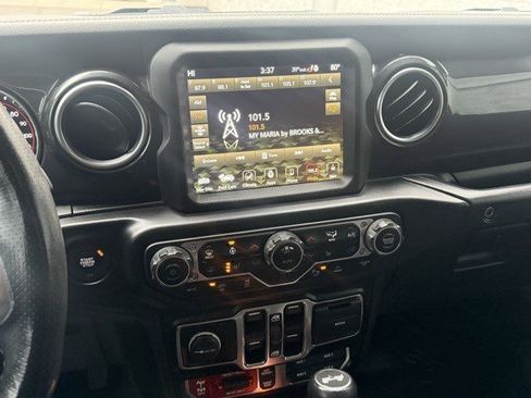 Used 2022 Jeep Wrangler Unlimited Rubicon w/ Xtreme Recon 35" Tire Package image 12