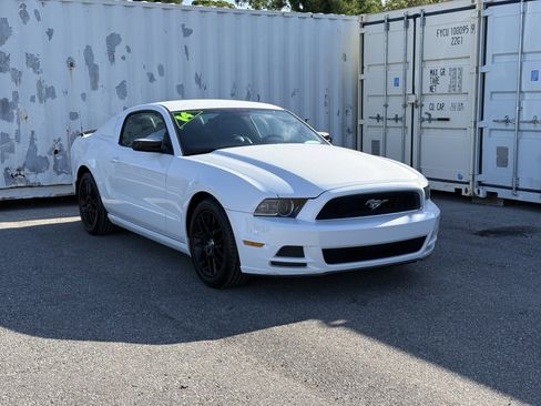 Used 2014 Ford Mustang Coupe w/ FP6 Appearance Package RWD image 2