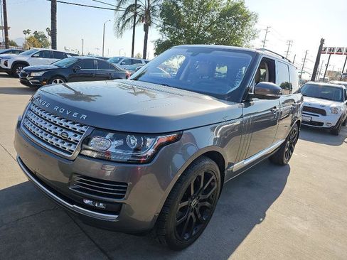 Used 2016 Land Rover Range Rover Supercharged image 3