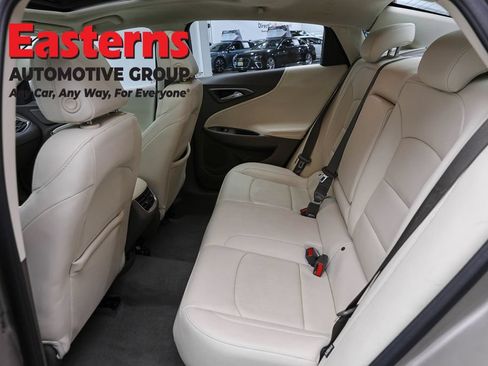 Used 2024 Chevrolet Malibu LT FWD image 23