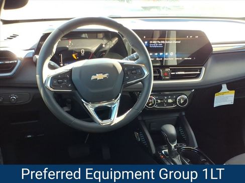 New 2026 Chevrolet TrailBlazer LT w/ Convenience Package image 2
